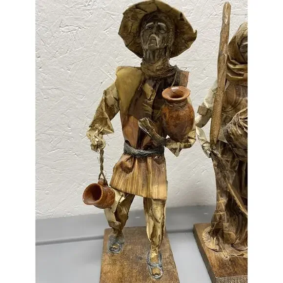 Vintage Paper Mache Mexican Folk Art Couple - Picture 3 of 8